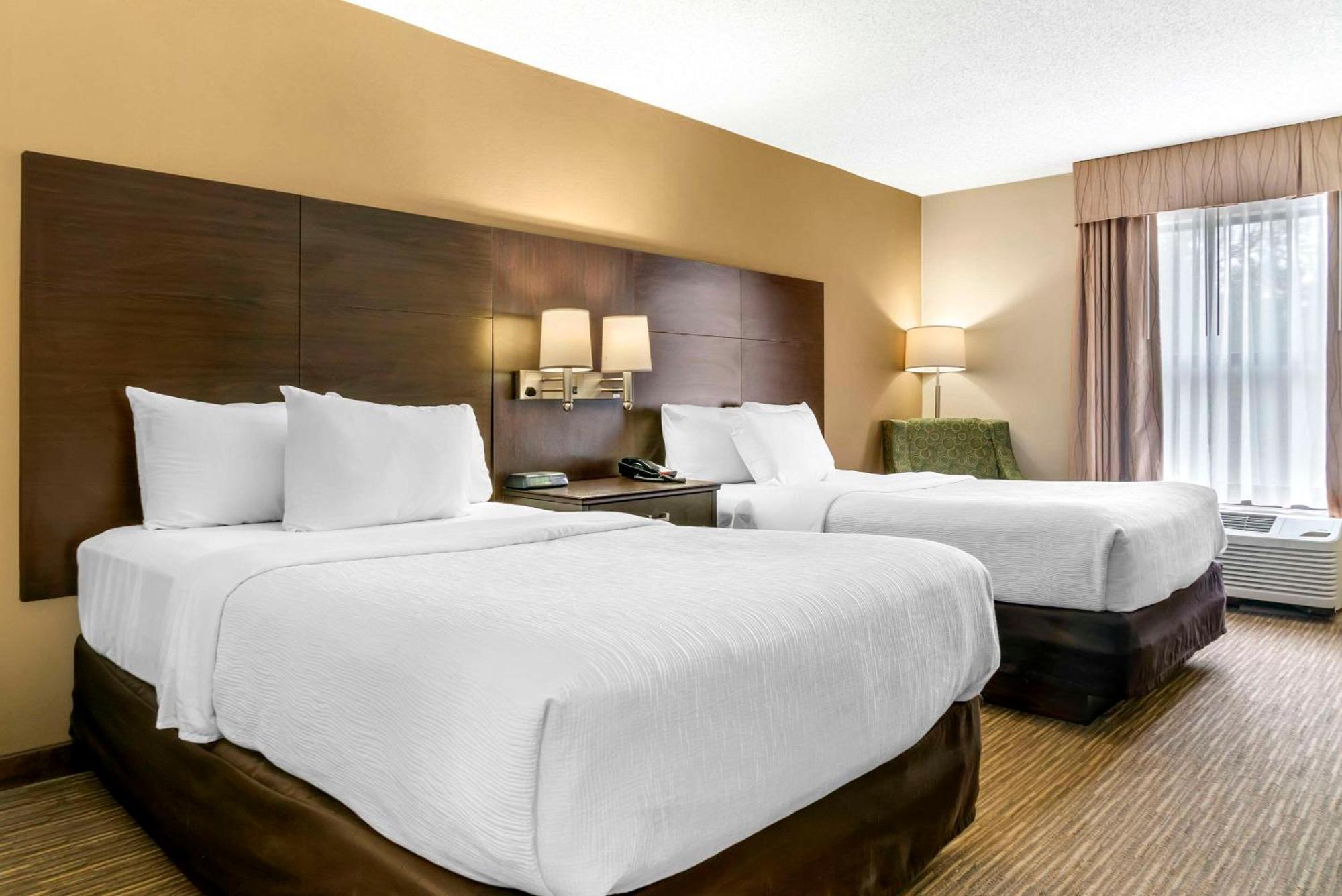 Quality Inn & Suites Monroe Exterior photo